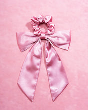 Anna McNulty Bow Scrunchie