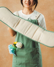 Apron + Oven Mitts