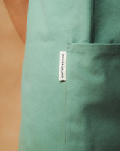 Apron + Oven Mitts