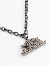 Loba Fan Necklace