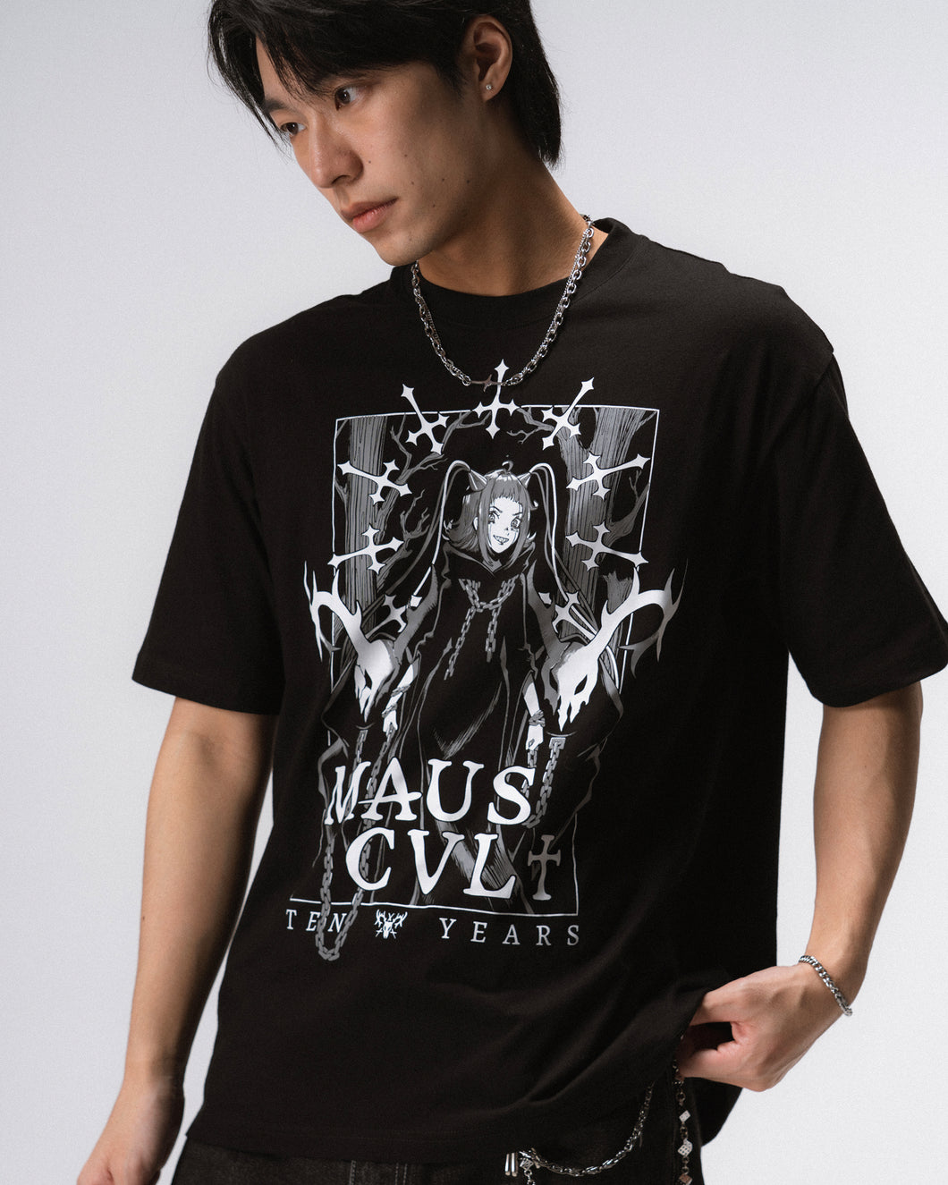 10-Year Oversized Cultist Sallie T-Shirt