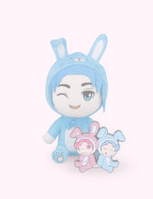 Sleepover Drake Plushy + Pin